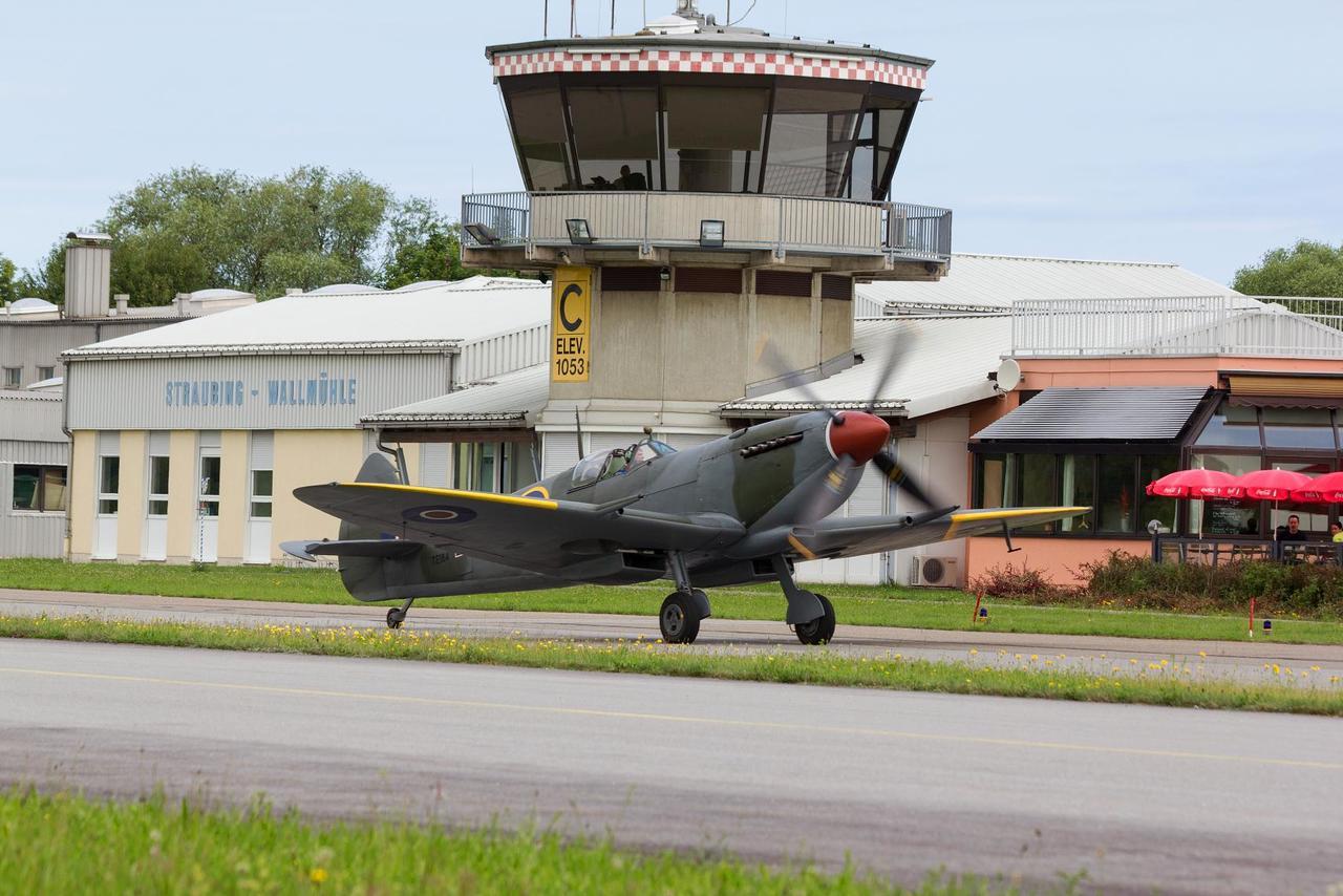 Atting Flugplatzrestaurant Wallmuhle酒店 外观 照片